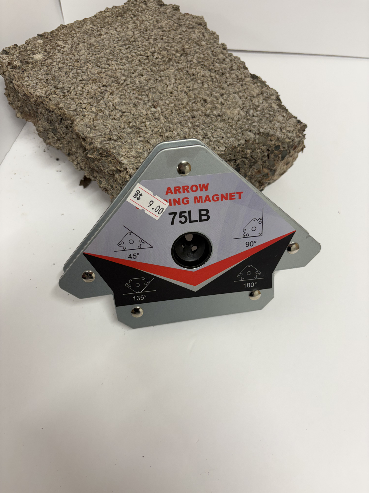 Magnet